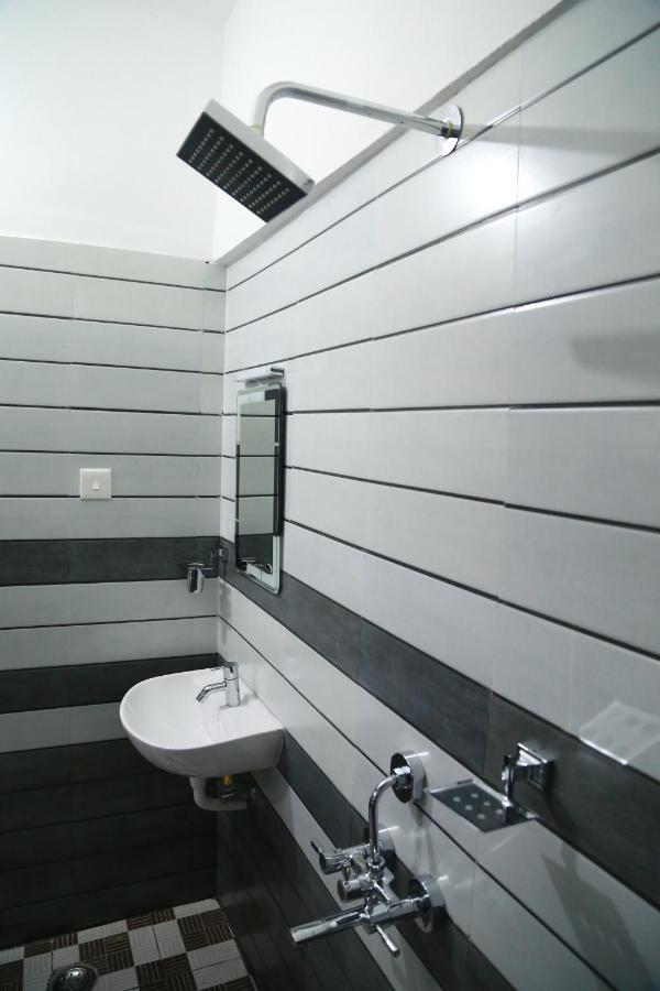 Apartment Down Town Holidays Thiruvananthapuram
