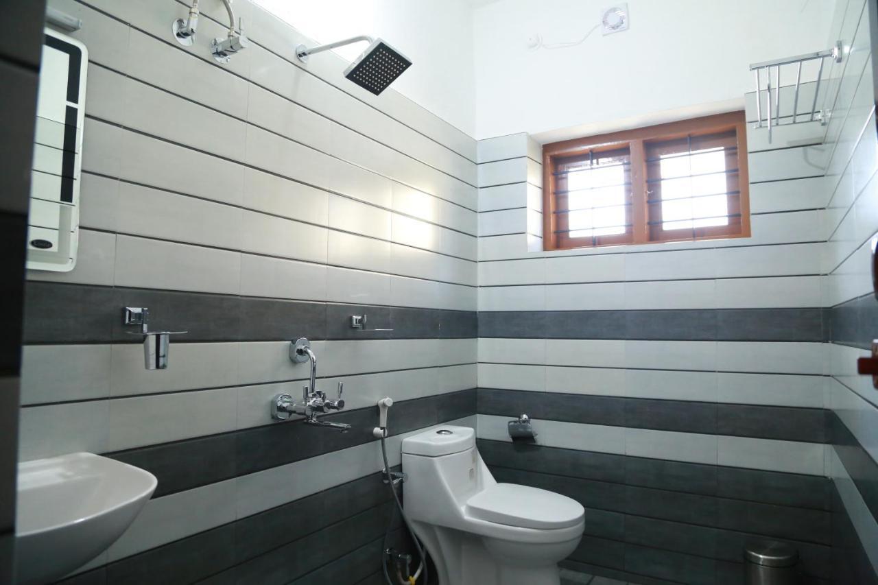 Apartment Down Town Holidays Thiruvananthapuram