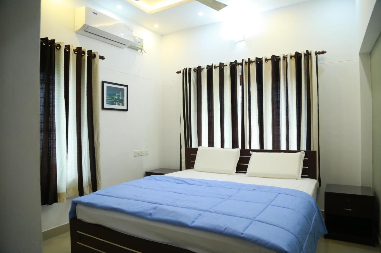 Apartment Down Town Holidays Thiruvananthapuram