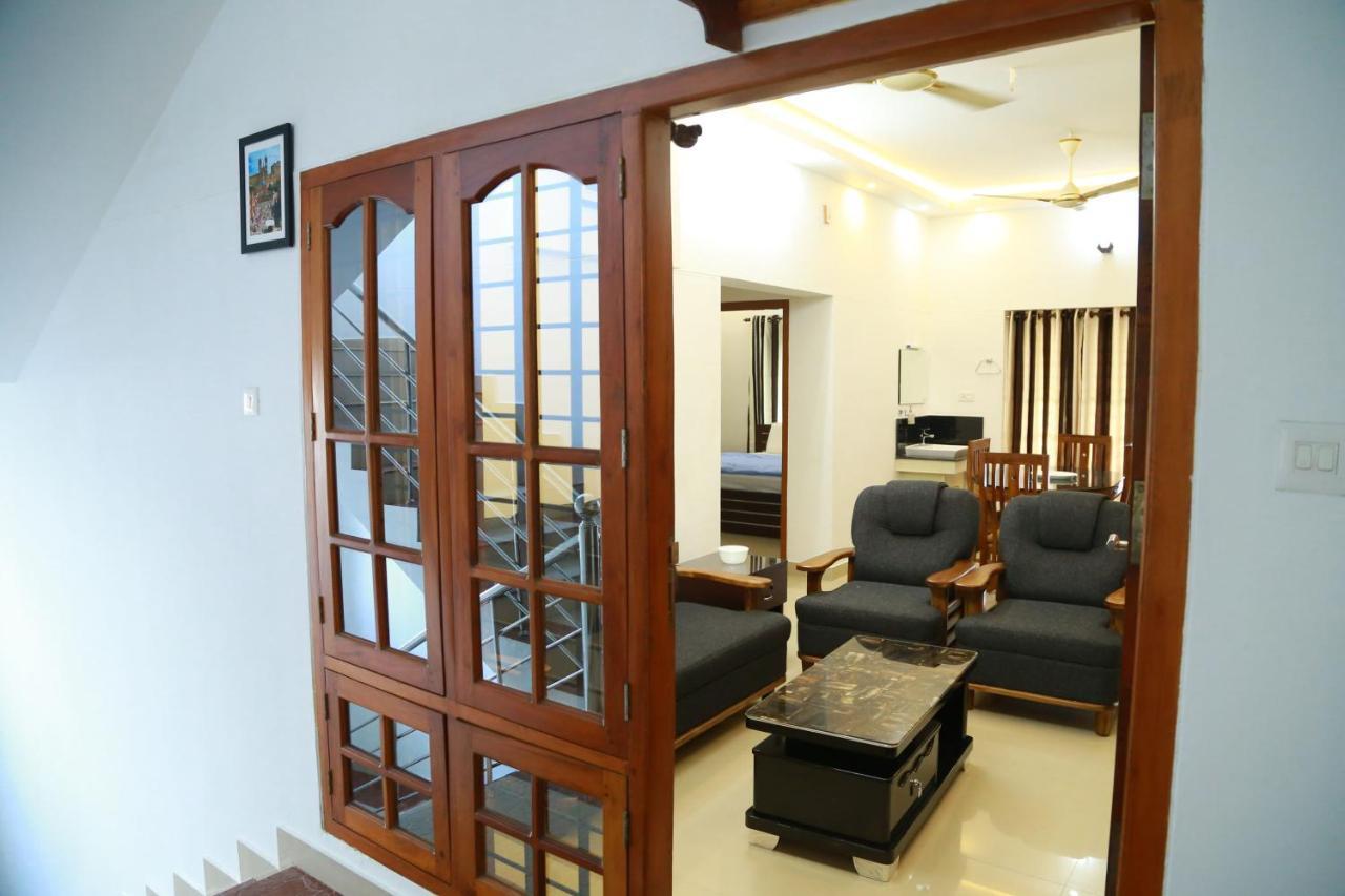 Down Town Holidays Apartment Thiruvananthapuram